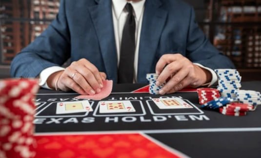 olxtoto gacor mobile app showing live blackjack dealer and bet placement interface